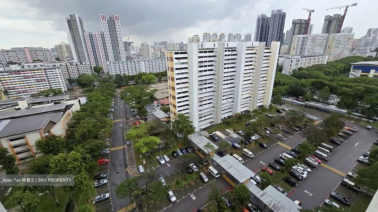 Blk 215 Lorong 8 Toa Payoh (Toa Payoh), HDB 5 Rooms #547522591
